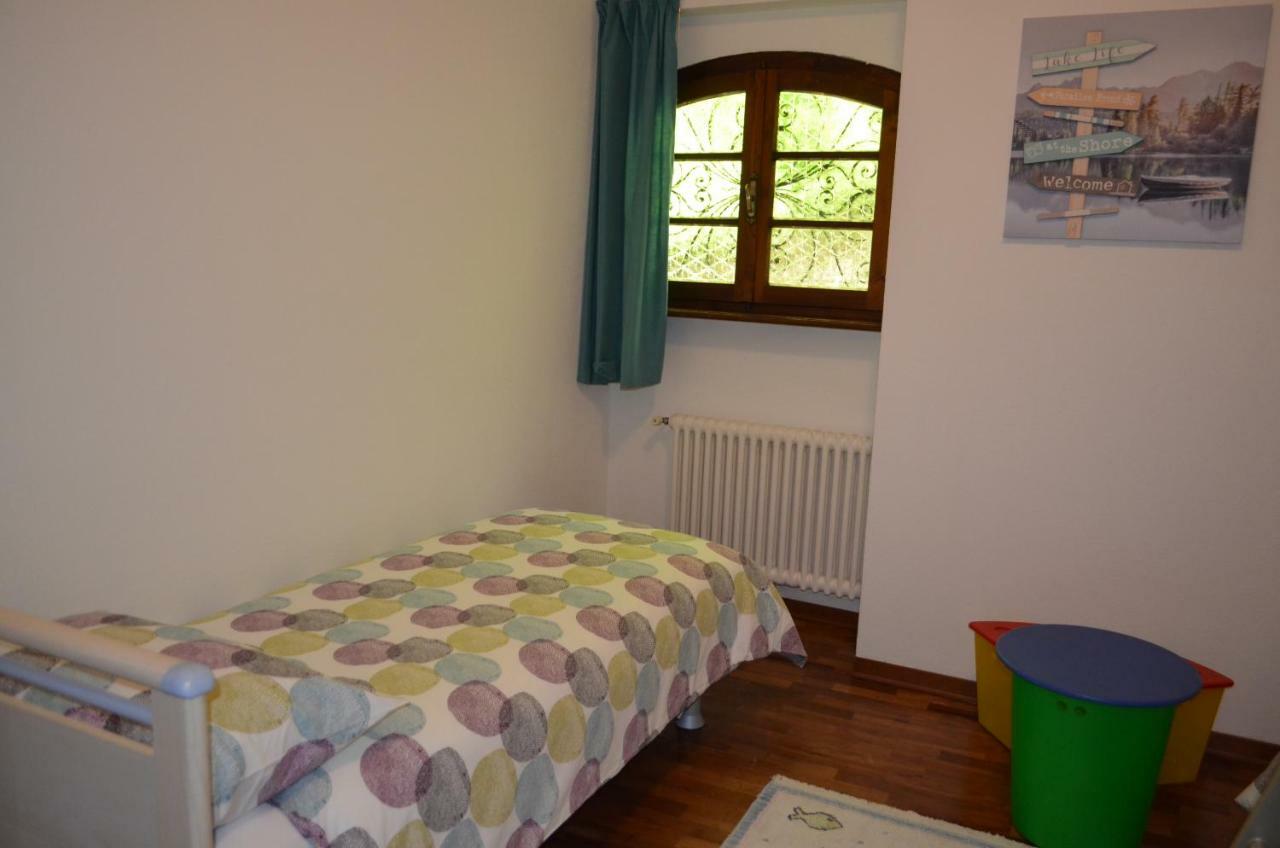Villa Casa Ondina à Porlezza Extérieur photo